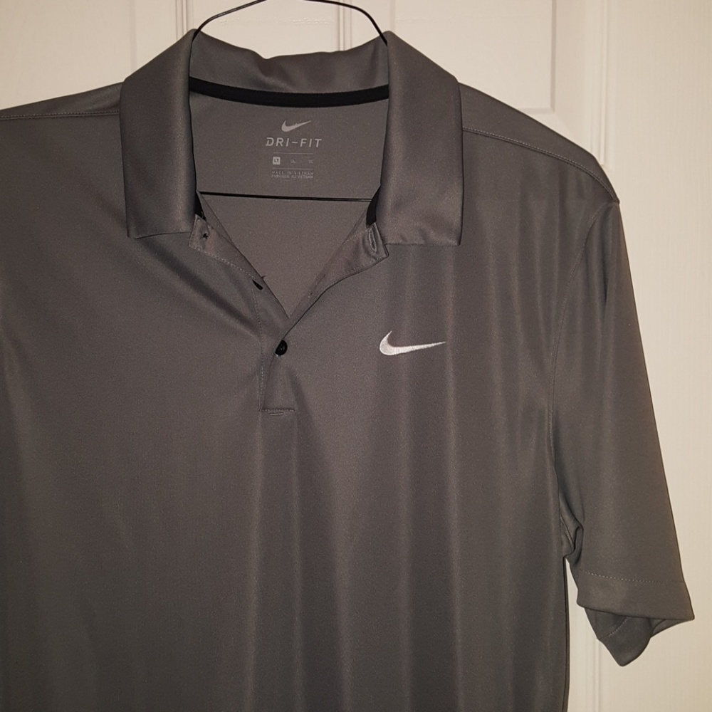 Gray nike golf shirt